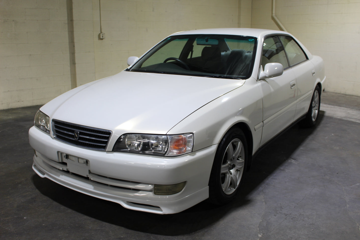 JDM RHD TOYOTA CHASER GX100 AVANTE FOR SALE 2.5L AUTOMATIC 1GFE PEARL WHITE