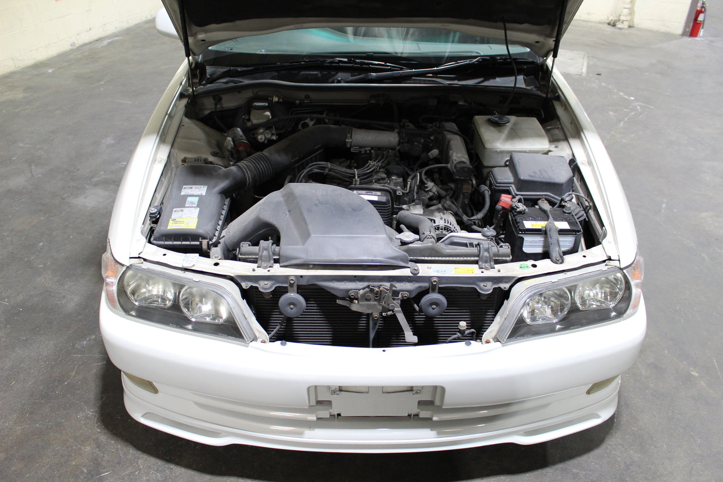 JDM RHD TOYOTA CHASER GX100 AVANTE FOR SALE 2.5L AUTOMATIC 1GFE PEARL WHITE